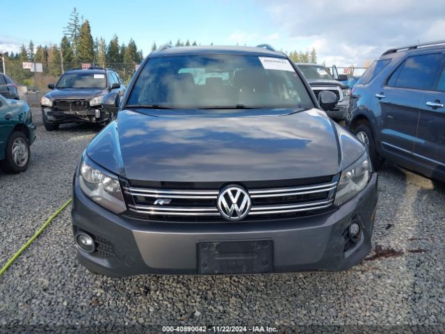 WVGBV7AX2GW015701 Volkswagen Tiguan R-line