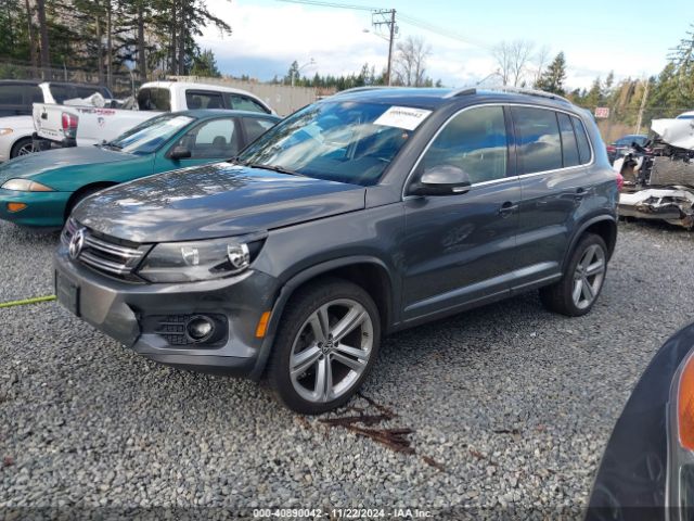 WVGBV7AX2GW015701 Volkswagen Tiguan R-line
