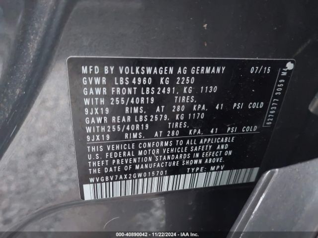 WVGBV7AX2GW015701 Volkswagen Tiguan R-line