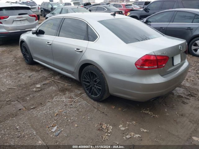 1VWBT7A31EC046814 Volkswagen Passat 1.8t Se