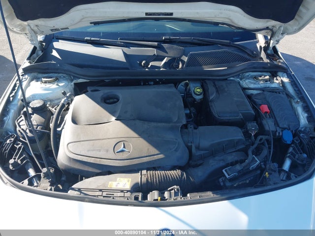 WDDSJ4EB5JN507137 Mercedes-Benz CLA 250