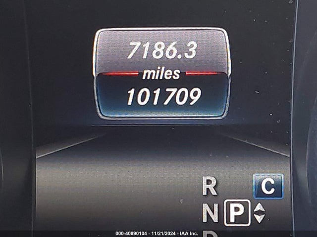 WDDSJ4EB5JN507137 Mercedes-Benz CLA 250