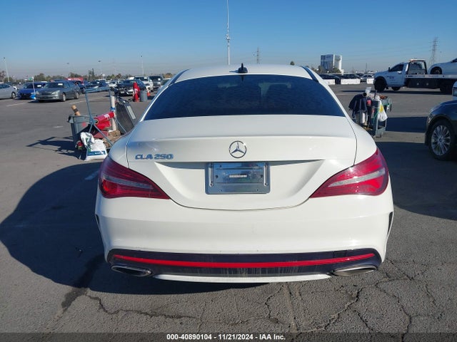 WDDSJ4EB5JN507137 Mercedes-Benz CLA 250
