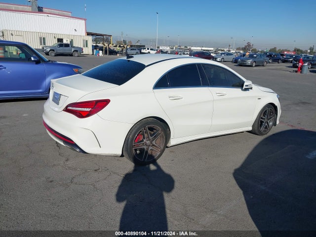 WDDSJ4EB5JN507137 Mercedes-Benz CLA 250