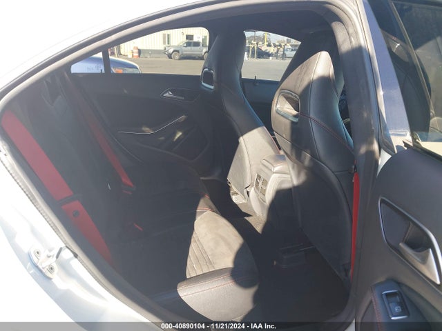 WDDSJ4EB5JN507137 Mercedes-Benz CLA 250