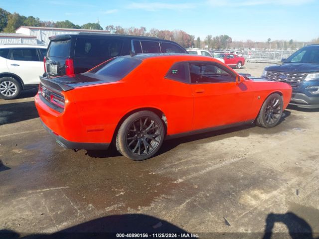 2C3CDZFJ6JH333097 Dodge Challenger 392 Hemi Scat Pack Shaker