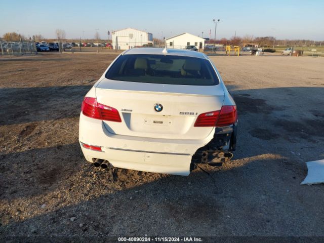 WBA5A7C54ED619572 BMW 528i Xdrive