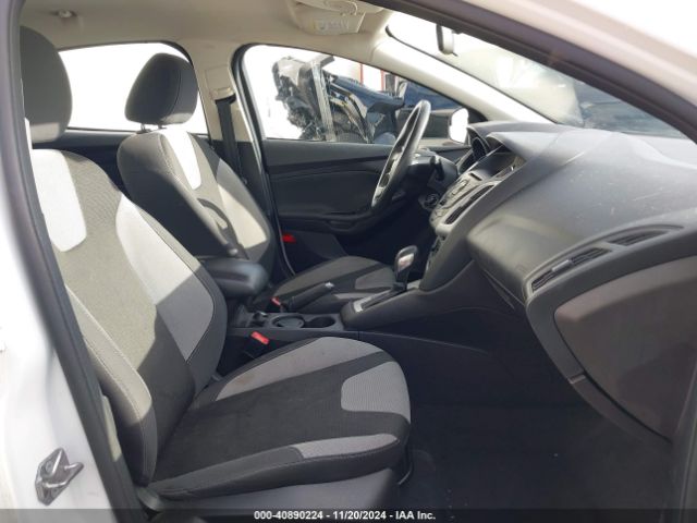 1FADP3F28EL341942 Ford FOCUS SE