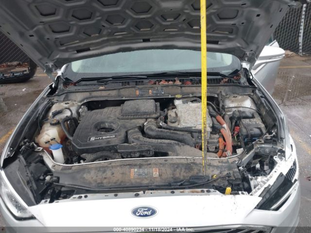 3FA6P0RU7JR272984 Ford Fusion Hybrid Titanium
