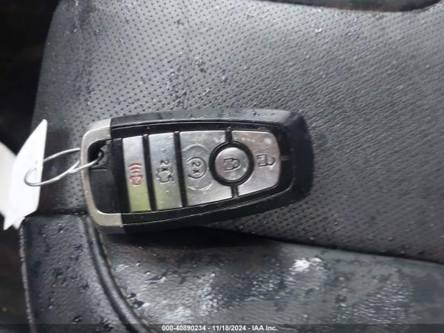 3FA6P0RU7JR272984 Ford Fusion Hybrid Titanium