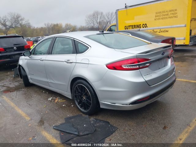 3FA6P0RU7JR272984 Ford Fusion Hybrid Titanium