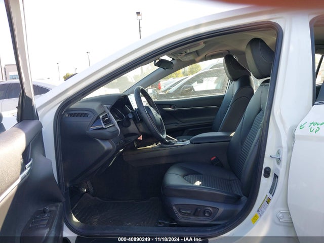 4T1G11AK5NU055945 Toyota CAMRY SE