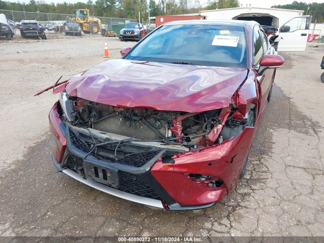 4T1B61HK3JU636369 Toyota CAMRY XSE