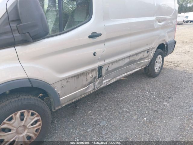 1FTYR1YG8HKA62892 Ford Transit-250