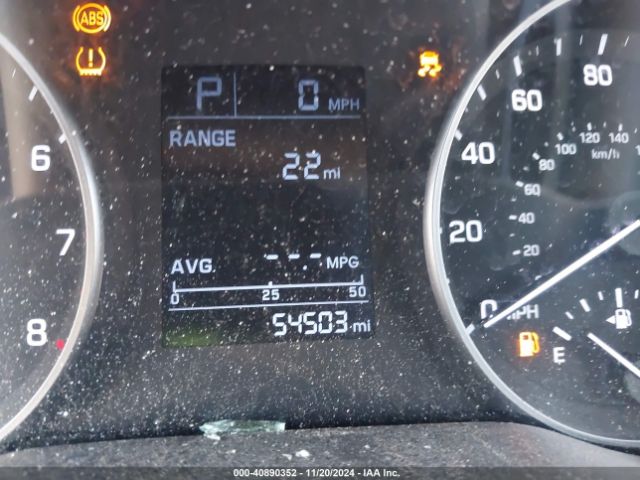 5NPD74LF0JH225561 Hyundai ELANTRA SE