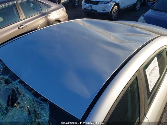 5NPD74LF0JH225561 Hyundai ELANTRA SE
