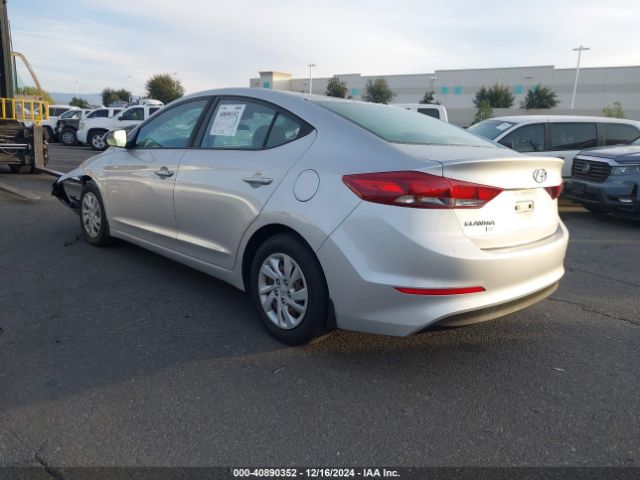 5NPD74LF0JH225561 Hyundai ELANTRA SE