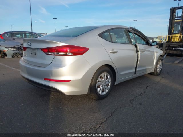 5NPD74LF0JH225561 Hyundai ELANTRA SE