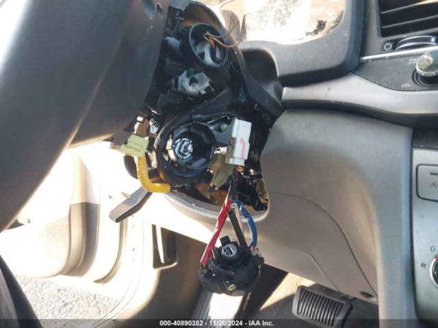 5NPD74LF0JH225561 Hyundai ELANTRA SE