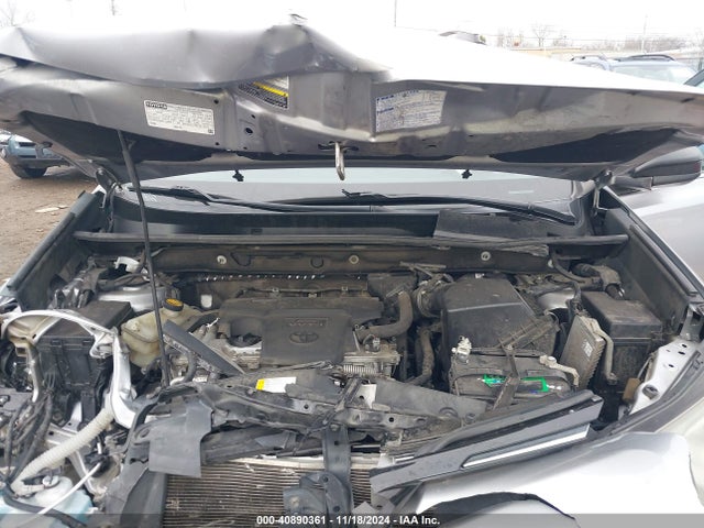 Toyota RAV4 LE 2017 2T3BFREV9HW587905 Image 10