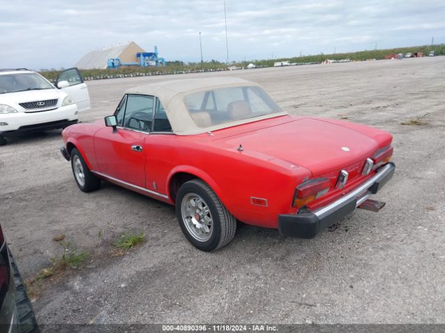 1982 FIAT 124 ZFAAS00B9C5002036 Photo 2