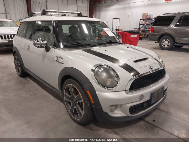 2011 MINI COOPER S CLUBMAN WMWZG3C55BTY30516 Photo 0