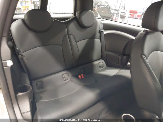 2011 MINI COOPER S CLUBMAN WMWZG3C55BTY30516 Photo 7