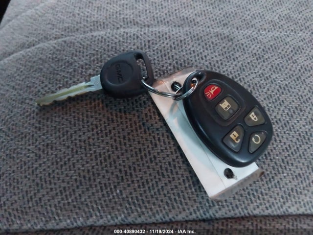 1GTS8AF49E1143886 GMC Savana 1500 Work Van