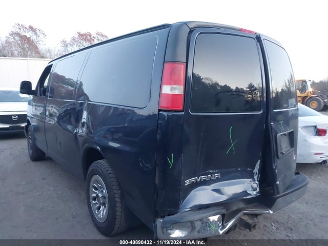 1GTS8AF49E1143886 GMC Savana 1500 Work Van