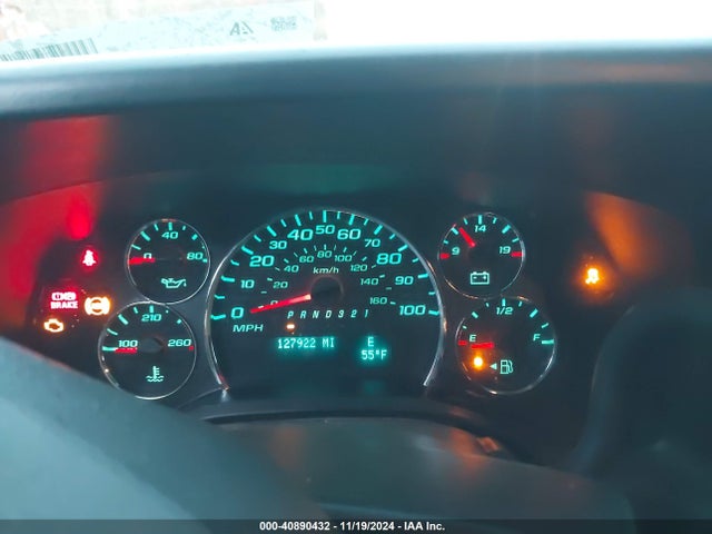 1GTS8AF49E1143886 GMC Savana 1500 Work Van