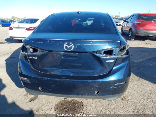 Mazda Mazda3 Touring 2018 3MZBN1V3XJM197385 Image 17