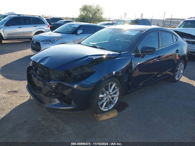 3MZBN1V3XJM197385 Mazda Mazda3 Touring