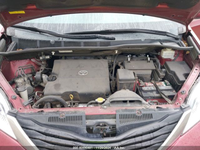 5TDKK3DC8ES414429 Toyota Sienna Le V6 8 Passenger