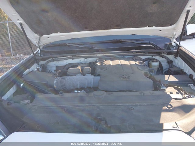 Toyota 4RUNNER SR5 2023 JTEEU5JR9P5294270 Image 10