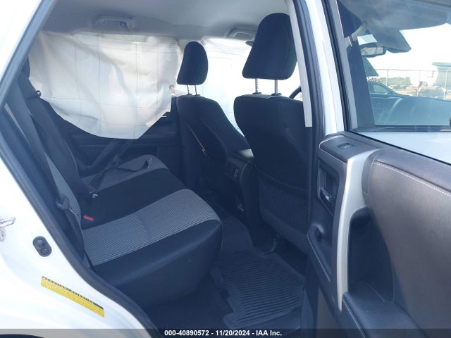 Toyota 4RUNNER SR5 2023 JTEEU5JR9P5294270 Image 8