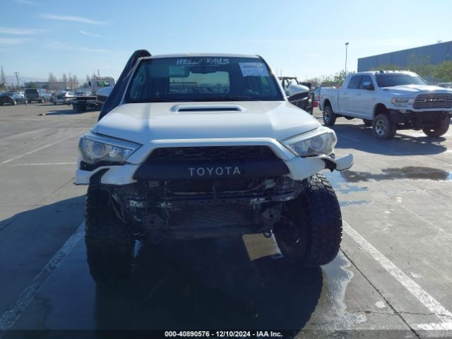 JTEBU5JR0H5445713 Toyota 4runner