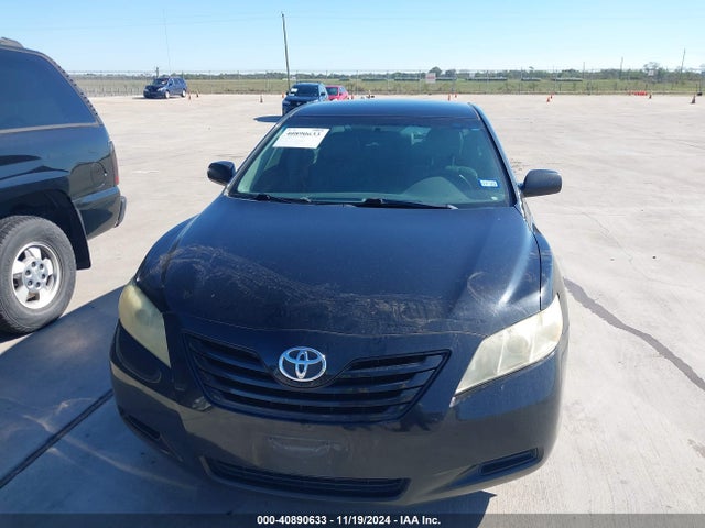 40890633 :رقم المزاد ، 4T4BE46K68R028773 vin ، 2008 Toyota Camry Le مزاد بيع