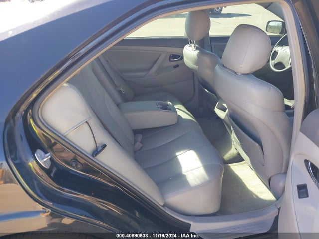 40890633 :رقم المزاد ، 4T4BE46K68R028773 vin ، 2008 Toyota Camry Le مزاد بيع
