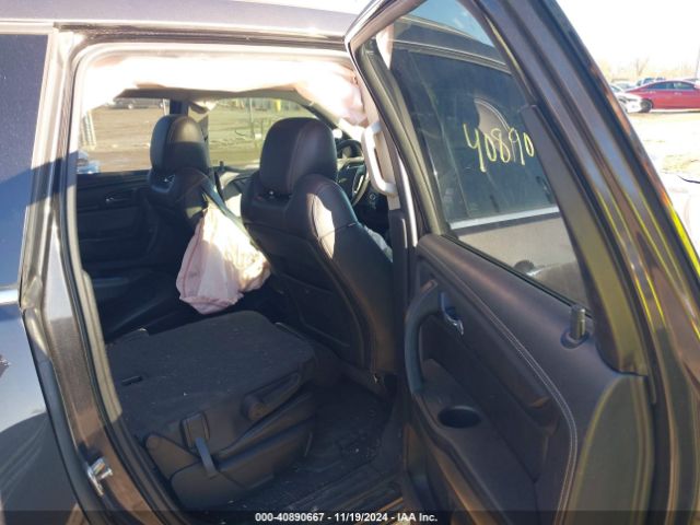 1GNKRHKD8FJ370023 Chevrolet Traverse 2lt