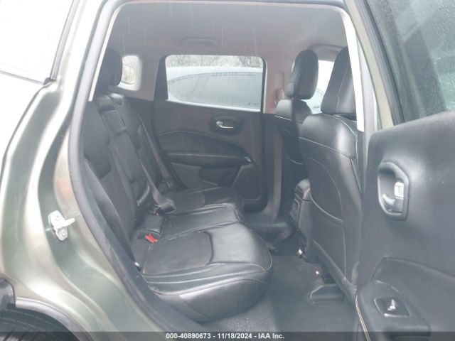 3C4NJCBB9JT233611 Jeep Compass Latitude Fwd
