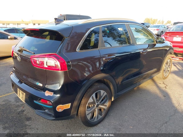 KNDCE3LG6K5015486 KIA Niro Ev Ex Premium