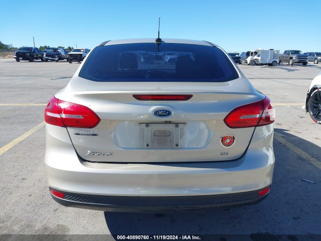 Ford FOCUS SE 2017 1FADP3F2XHL318831 Image 17