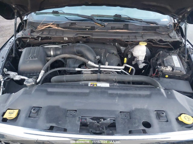 1C6RR7TT3HS607674 RAM 1500 Big Horn  4x4 6'4 Box