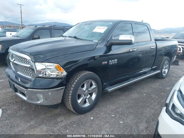 1C6RR7TT3HS607674 RAM 1500 Big Horn  4x4 6'4 Box