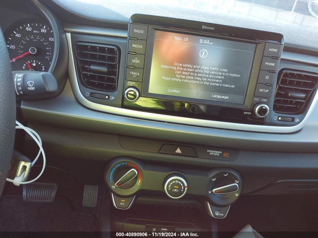 3KPA24AB4KE227322 KIA RIO S