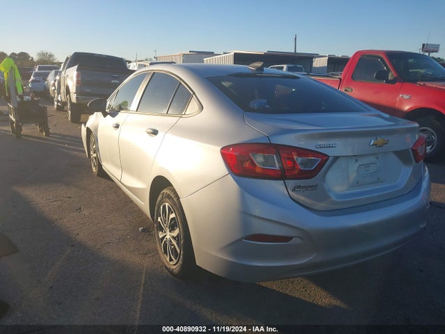 Chevrolet Cruze Ls Auto 2018 1G1BC5SM7J7211243 Image 3