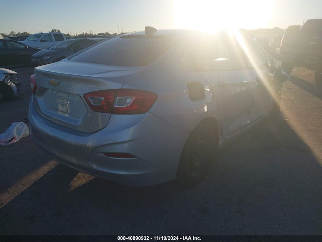 Chevrolet Cruze Ls Auto 2018 1G1BC5SM7J7211243 Image 4