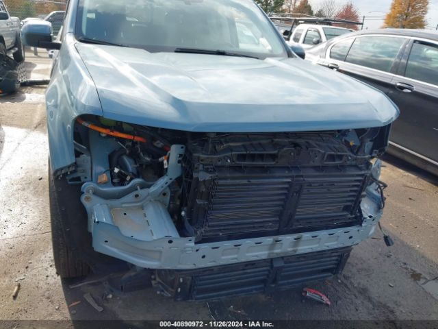 3FTTW8E38NRA06648 Ford Maverick Lariat