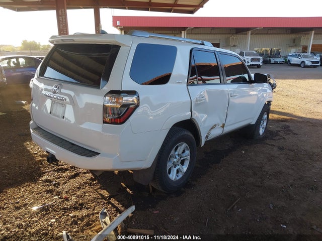 Toyota 4RUNNER SR5 2016 JTEZU5JR2G5128447 Image 4