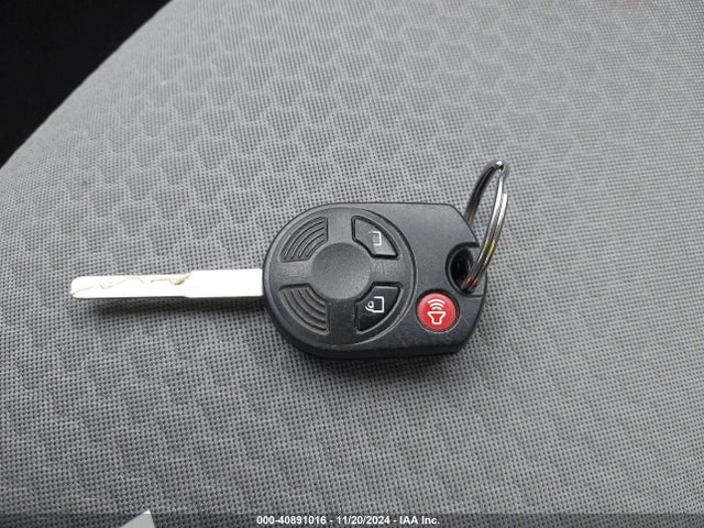 Ford ESCAPE SE 2018 1FMCU9GD1JUA95351 Image 11